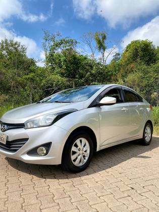 HYUNDAI HB20S 1.6 COMFORT PLUS 16V FLEX 4P MANUAL HYUNDAI HB20S 1.6 COMFORT PLUS 16V FLEX 4P MANUAL